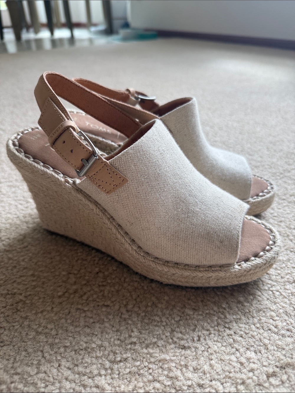 Toms Beige Canvas Espadrille Wedge Sandals - Size 6.5